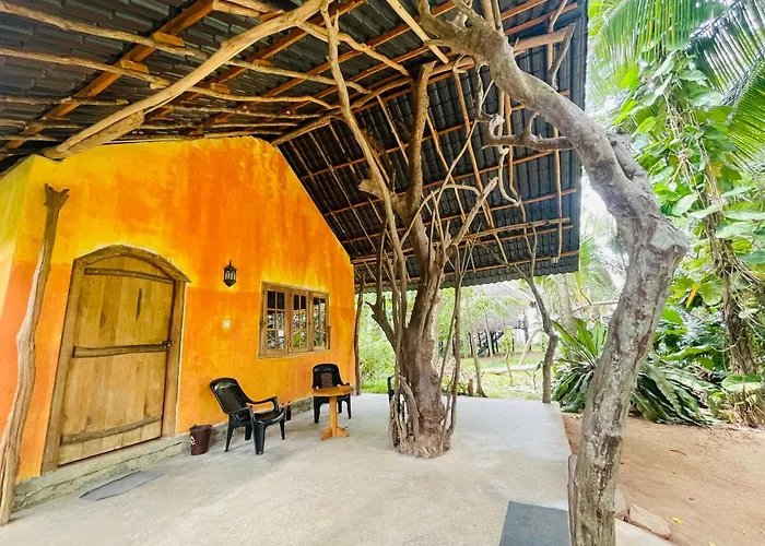 Lakeside Cabana Tissamaharama